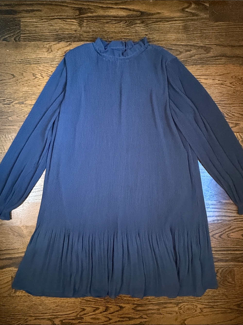 H&M Navy Pleated Shift Dress Size Medium